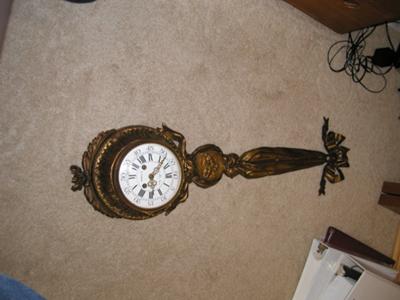 antique french clock presence